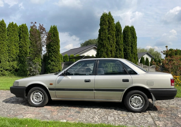 Mazda 626 cena 8900 przebieg: 273272, rok produkcji 1989 z Włocławek małe 704